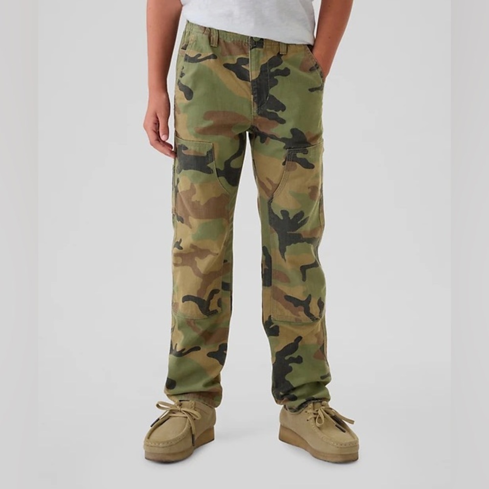 NWOT Kids Camo Carpenter Pants size XL